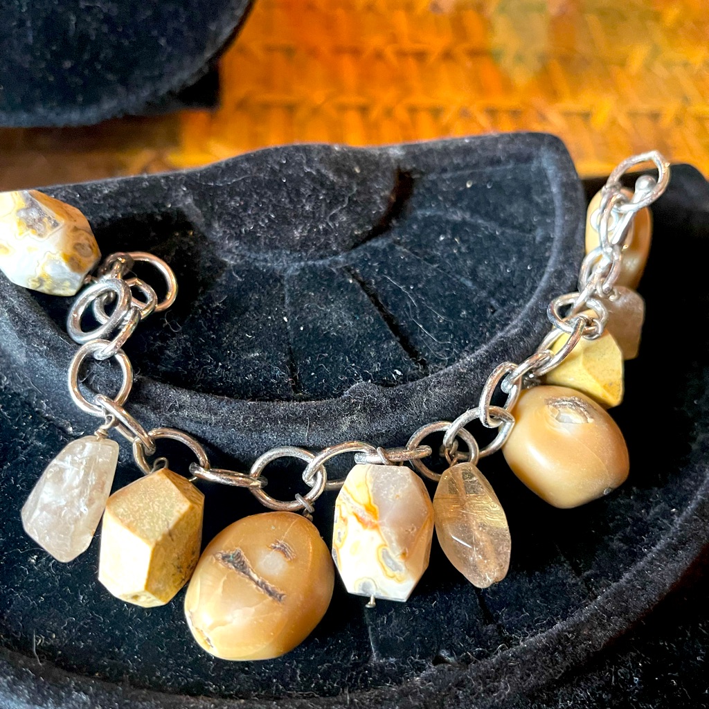 New Genuine Stone  Silver Links Bracelet